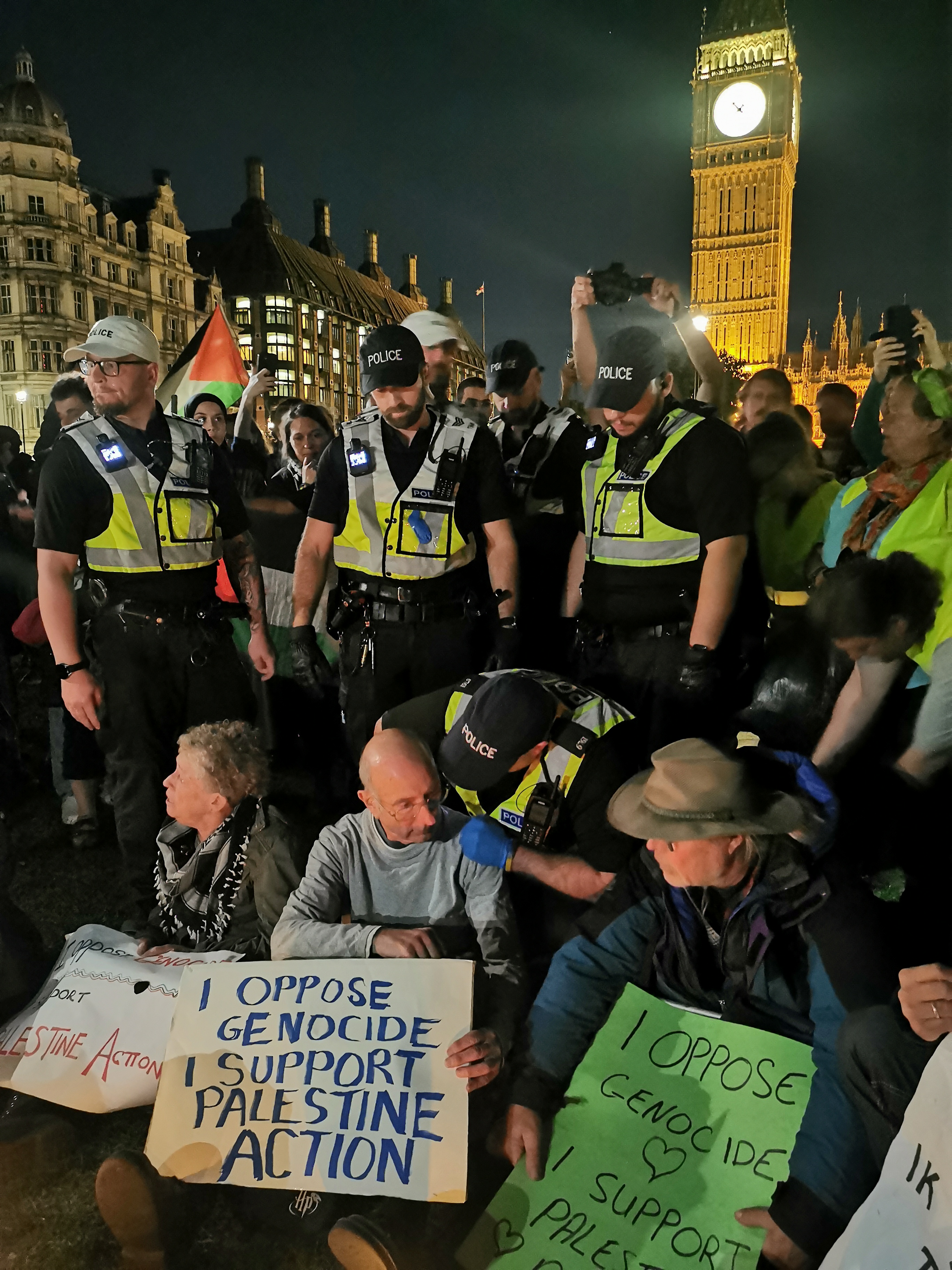 “Powerful, peaceful and from now on, unstoppable” – eyewitness reports ...