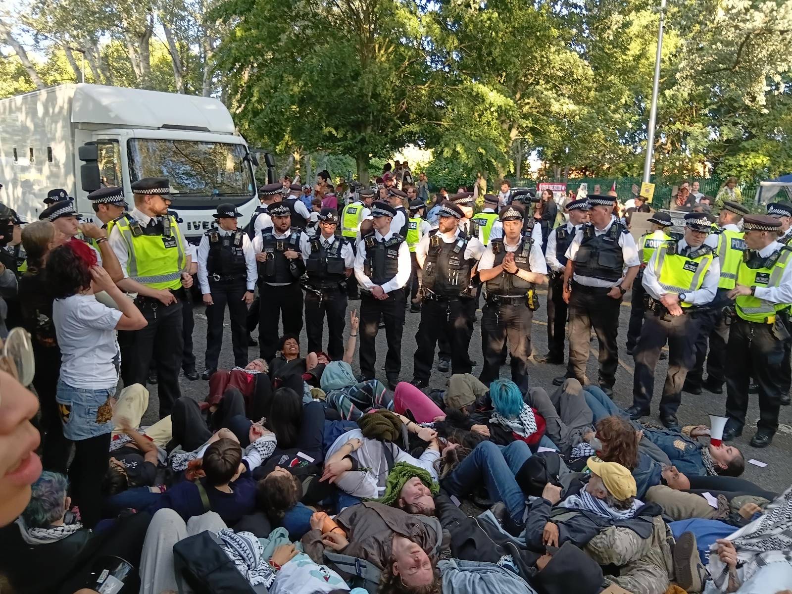 Hundreds protest as Filton 4 sentenced